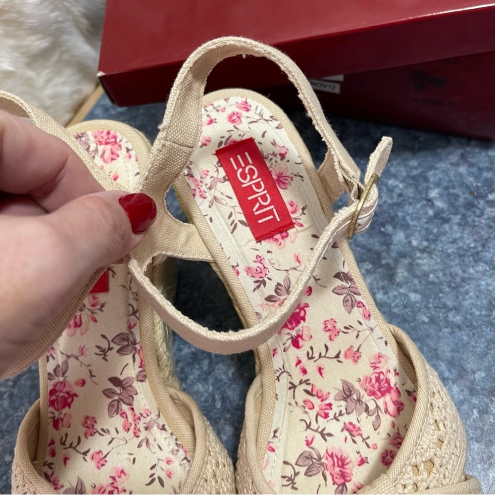 Espirit Anna Wedges, Size 8 - Picture 3 of 6